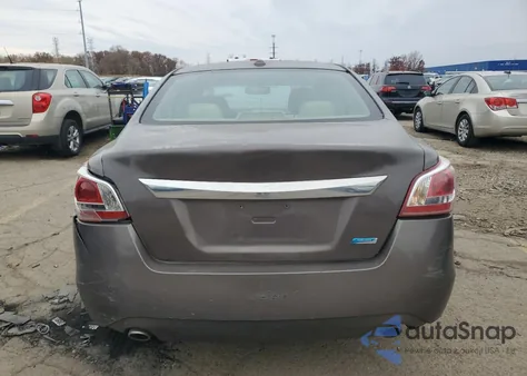 2013 Nissan Altima 2.5 z USA, uszkodzony, nr VIN 1N4AL3AP0DC154209